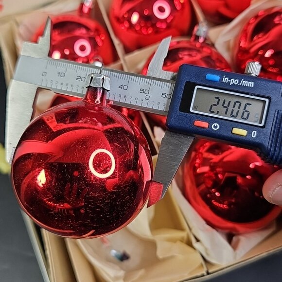 Vintage Poland Christmas Ornaments Baubles Set Of 12 RED Shiny Glass - Picture 12 of 16